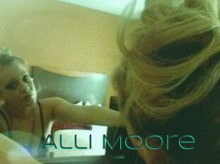 Alli_Moore