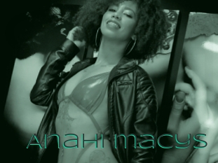 Anahi_macys