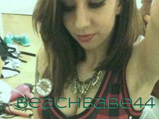 Beachbabe44