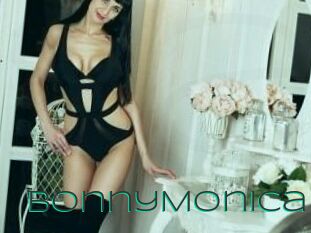 Bonny_Monica