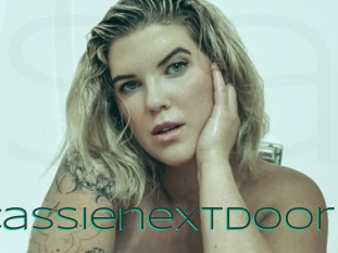 Cassienextdoor