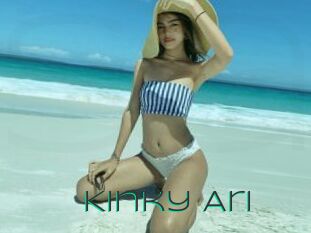 Kinky_Ari