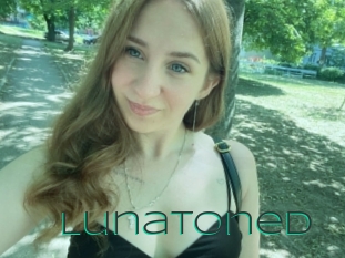 Lunatoned