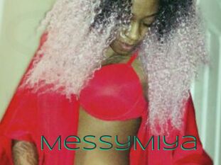 MessyMiya