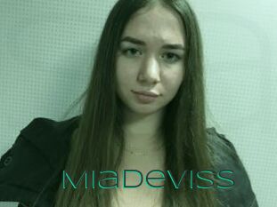 MiaDeviss
