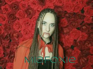 MiaFoxie