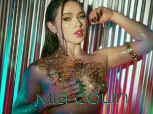 Mia_colin