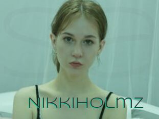 NikkiHolmz