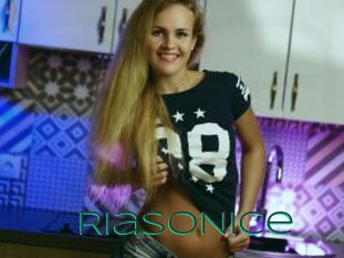 RiaSoNice