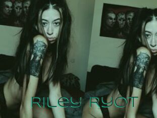 Riley_Ryot
