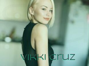 Vikki_Cruz